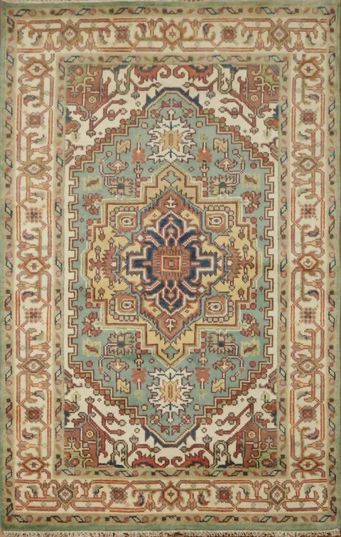 Traditional Medallion Rug with Warm Color Palette 5x8