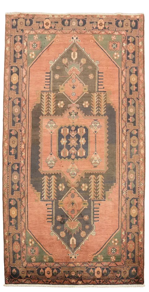 Vintage 5'x10' Lori Persian Rug