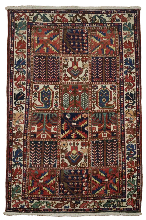 Garden Design Persian Bakhtiari Vintage Wool Rug 5'x7'