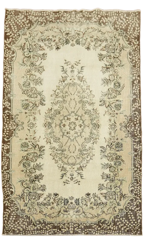 Vintage Anatolian Turkish Distressed Wool Rug 6x10