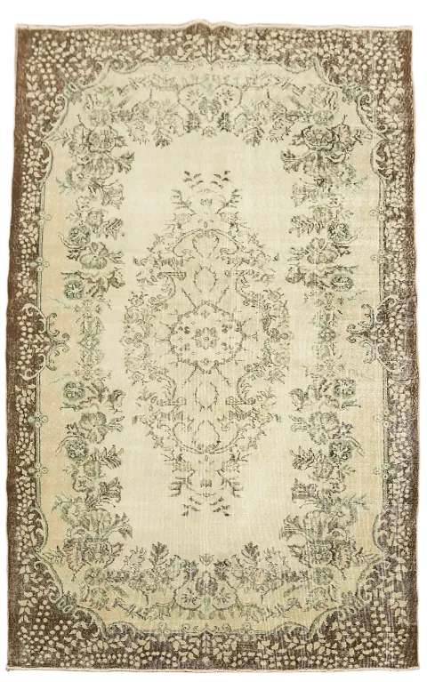 Vintage Anatolian Turkish Wool Rug 6x10