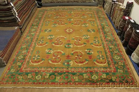 Exquisite Handcrafted Floral Large Rug Perfect for Luxurious Living Rooms 13x18