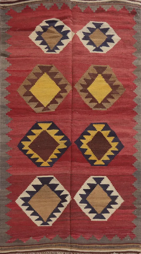 Geometric Kilim Shiraz Persian Area Rug 4x7