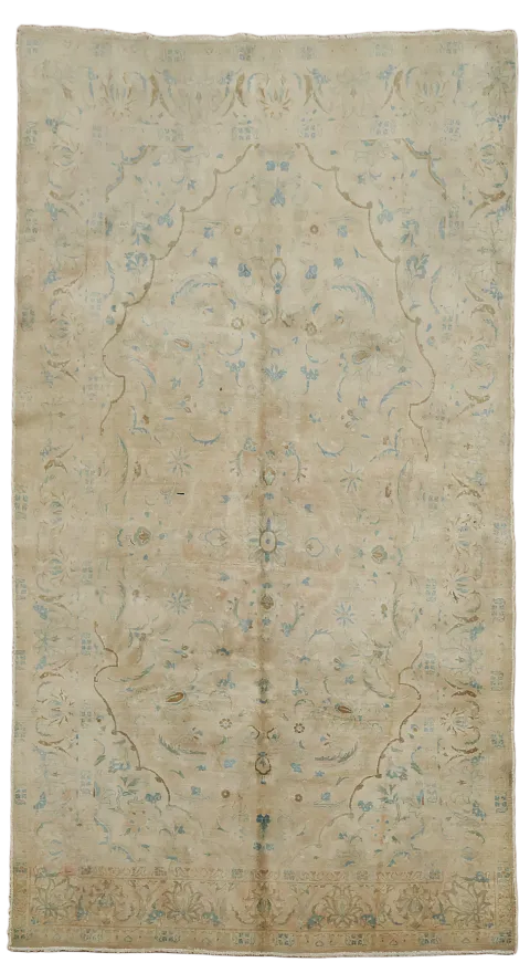 Kashan Muted Distressed Persian Rug 5x8
