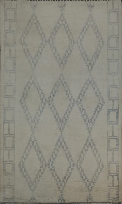 Chic and Minimalist Gray and Beige Moroccan Rug with Geometric Diamond Theme 5x8