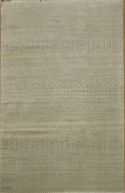 Graceful Minimalist Rug Perfect for Natural Aesthetic 5x8