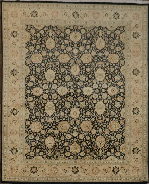 Traditional Black and Gold Masterpiece of Elegant Rug Craftsmanship 8x10