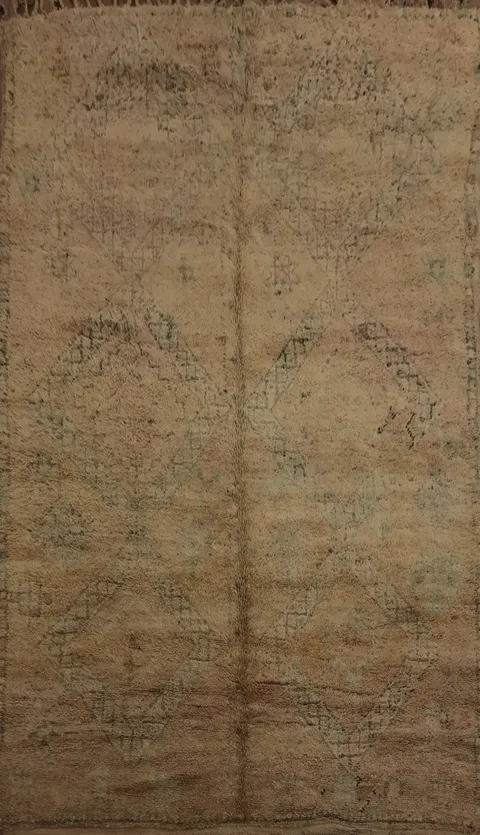 Classic Moroccan Area Rug 6x10 Bringing Warmth to Interiors