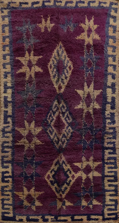 Exquisite Moroccan Area Rug 6x11 Featuring Bold Geometric Motifs