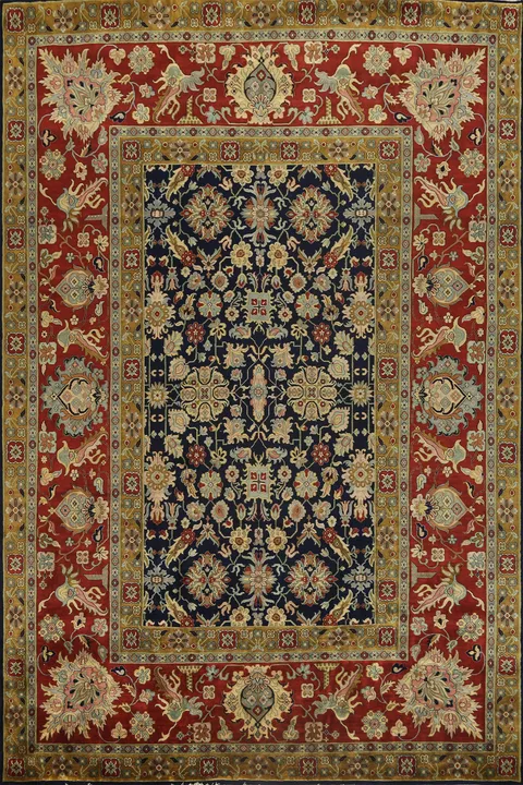 Luxurious Oriental Rug Featuring Traditional Floral Patterns 9x12