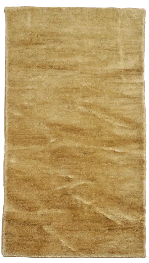 Minimalist Gold Rug Perfect for Modern Interiors 3'x5'