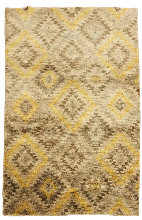 Elegant Diamond Pattern Ikat Rug with Warm Earthy Tones 5x8 ft