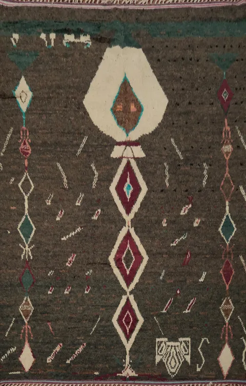 Stylish and Artistic Tribal Pattern Moroccan Wool Area Rug 8x11