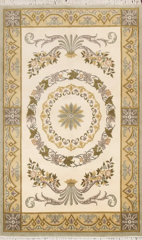 Handmade Nepalese Vegetable Dye Area Rug 6x9