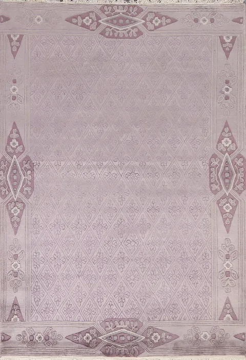 Elegant Lilac Patterned Rug for Contemporary Living Spaces 5x7