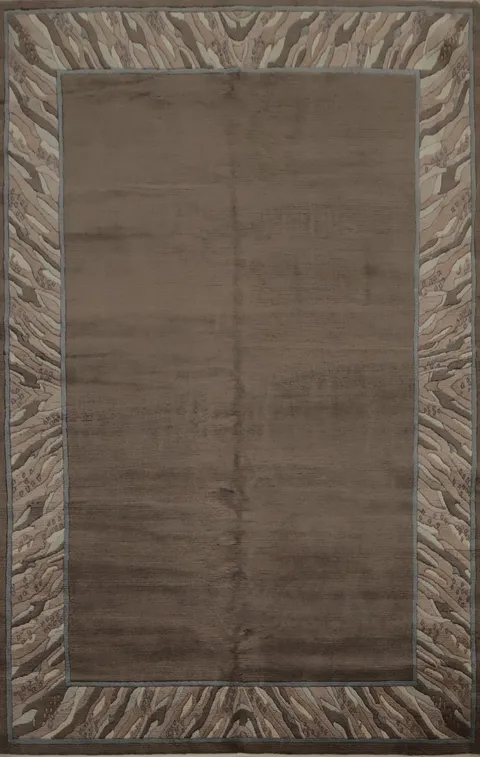 Bordered Nepalese Handmade Wool Rug 6x8