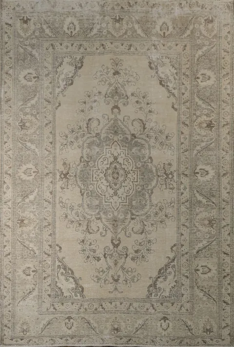 Distressed Floral Tabriz Persian Area Rug 6x10
