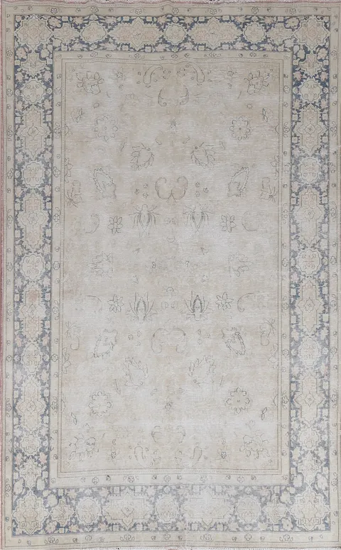 Distressed Floral Kerman Persian Area Rug 7x10