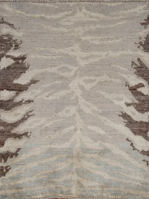 Muted Abstract Oriental Wool Rug 4x5