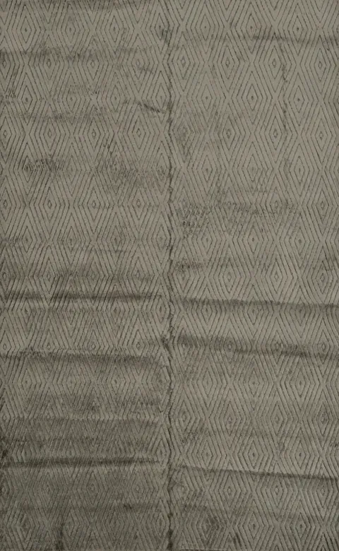 Stylish Diamond 100% Silk Gabbeh Area Rug 5x8 in Soft Gray Hue