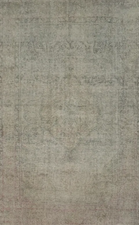 Antique-Inspired Persian Rug with Elegant Faded Design and Subtle Elegance 7x9