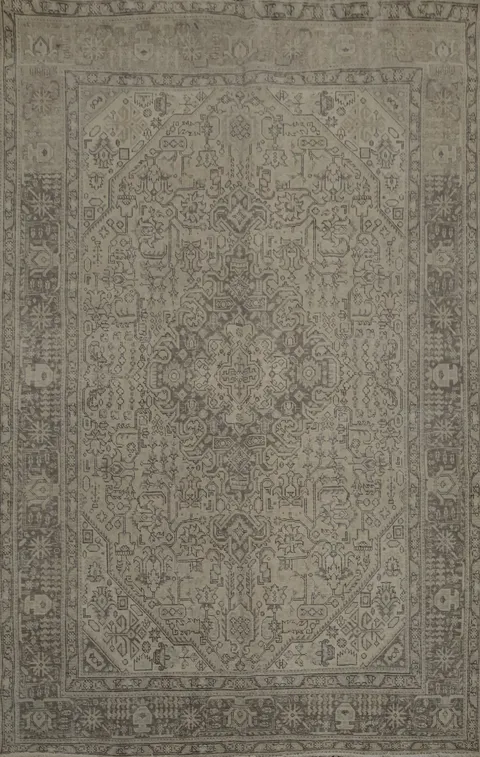 Classic Faded Elegance Tabriz Persian Area Rug 7x9 for Modern Homes