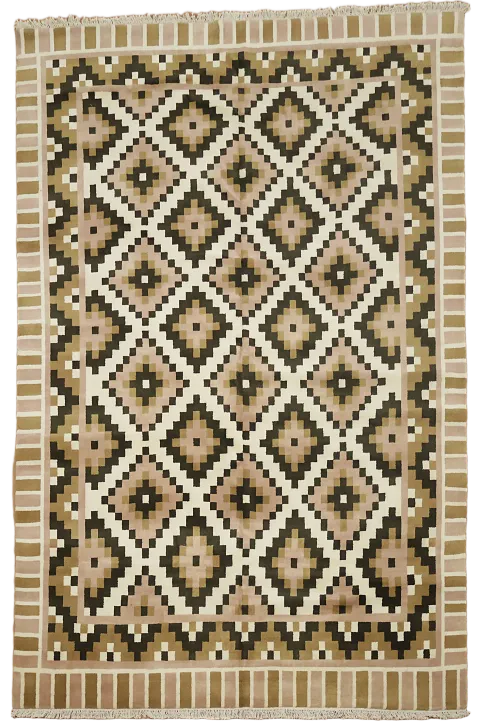 Diamond Motif Rug with Earthy Tones and Borders 8x10