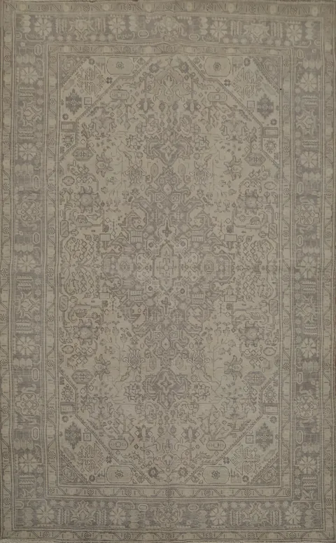 Classic Tabriz Persian Area Rug 6x10 with Detailed Ornate Patterns