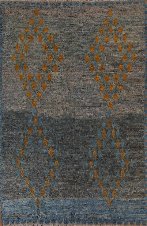 Modern Geometric Wool Rug Perfect for Any Urban Living Space