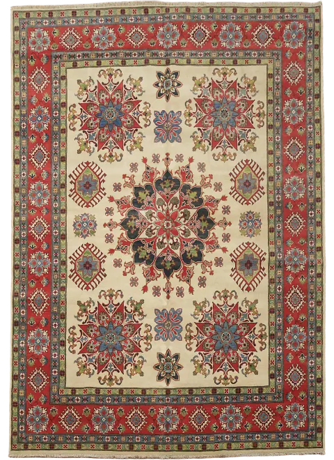 Luxurious Area Rug Featuring Exquisite Medallion Design 8x10
