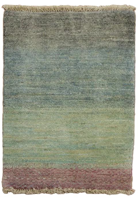 Multi-Hued Carpet Brings Depth to Your Interior Decor 2x2