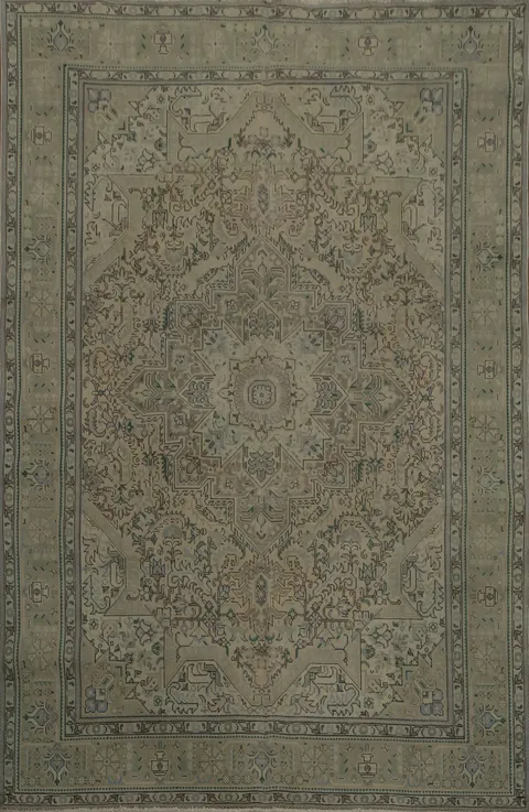 Ornate Tabriz Persian Area Rug 8x11 with Traditional Medallion Design