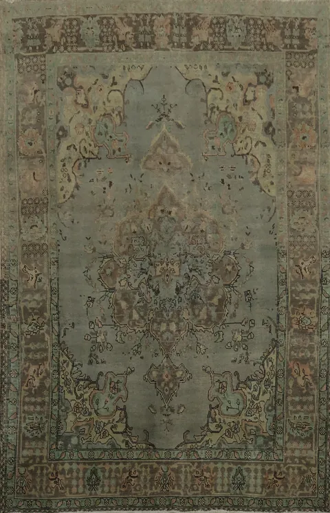 Elegant Tabriz Persian Area Rug 8x11 with Intricate Floral Patterns