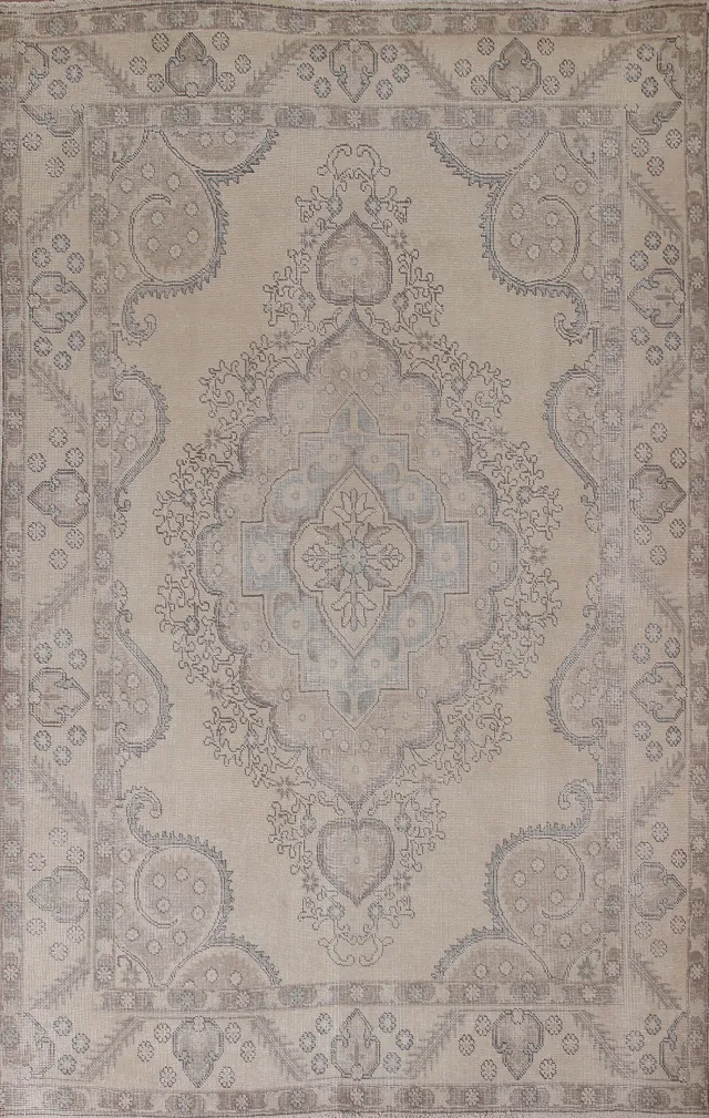 https://image-static-obj.rugsource.com/small/104300_2068521_f9cee555.jpeg