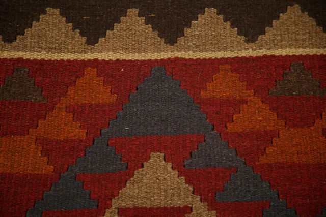 https://image-static-obj.rugsource.com/small/104385_2069776_a4042303.jpeg
