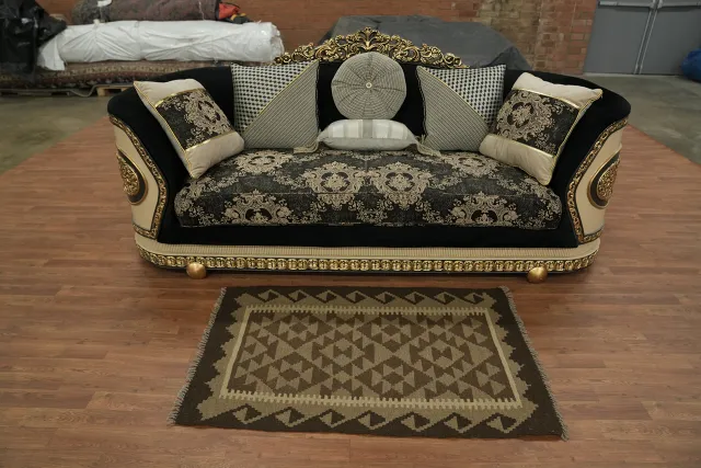 https://image-static-obj.rugsource.com/small/104676_3227717_1d805d45.jpeg