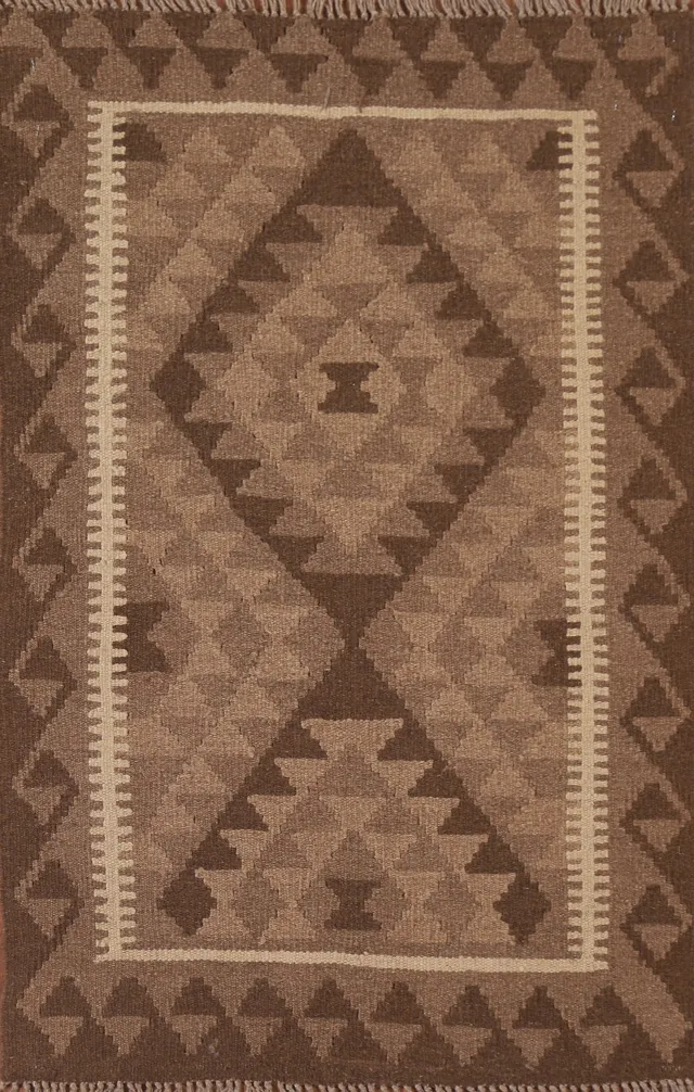 https://image-static-obj.rugsource.com/small/104707_2075205_daa5cee1.jpeg