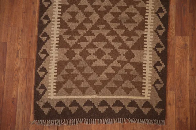 https://image-static-obj.rugsource.com/small/104713_2074947_646132a7.jpeg