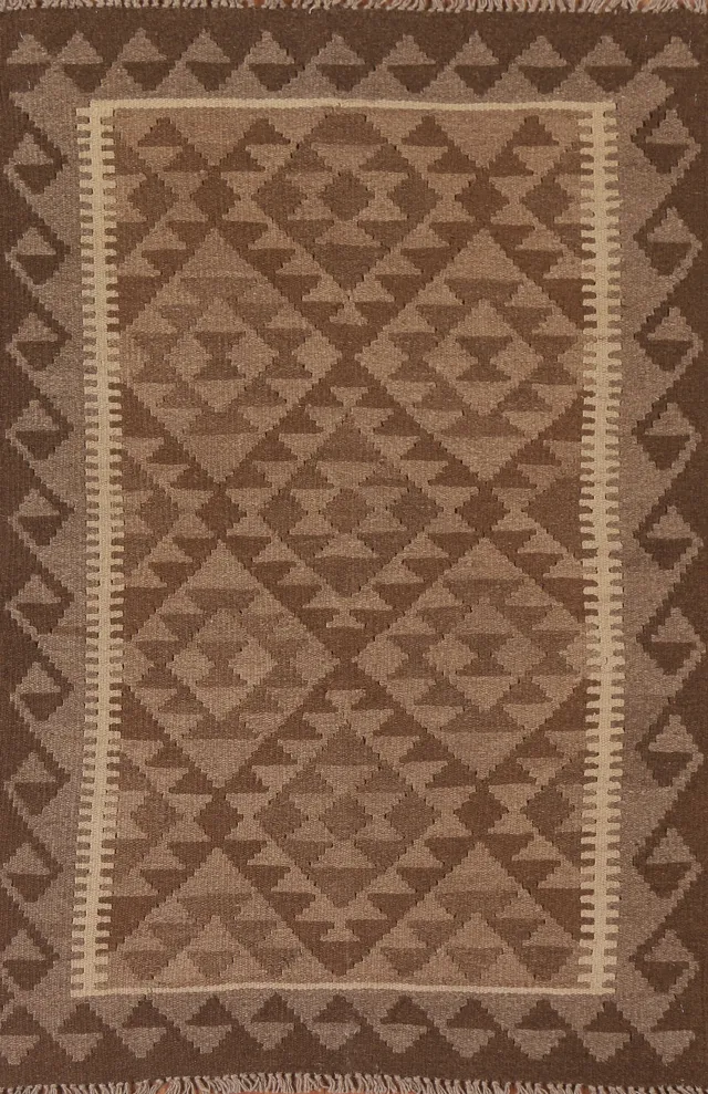 https://image-static-obj.rugsource.com/small/104763_2077380_9beb7744.jpeg