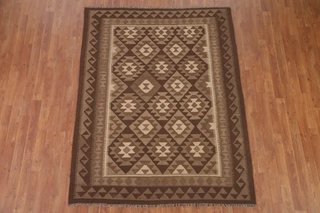 https://image-static-obj.rugsource.com/small/104933_2079345_1f744319.jpeg