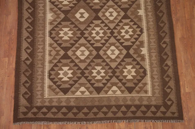 https://image-static-obj.rugsource.com/small/104933_2079346_562af152.jpeg