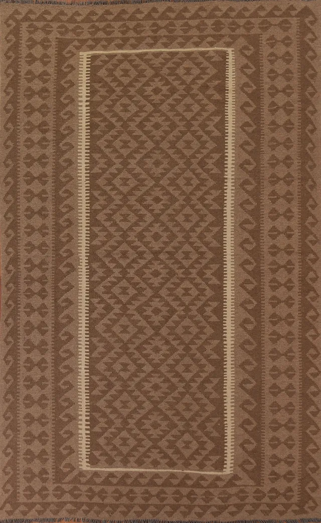https://image-static-obj.rugsource.com/small/105166_2081922_1c676936.jpeg