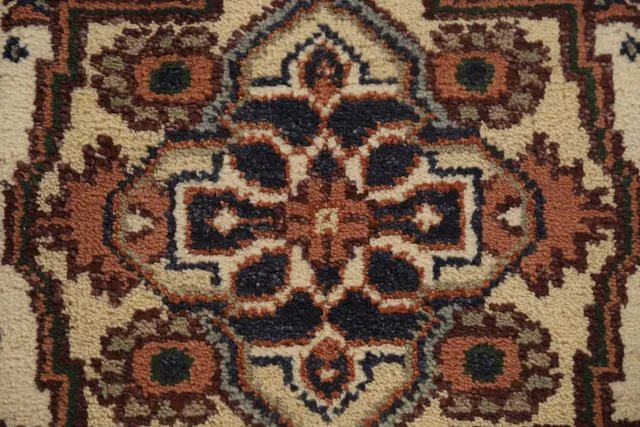 https://image-static-obj.rugsource.com/small/108283_2140368_30234e44.jpeg