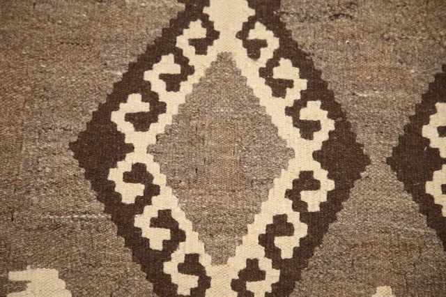 https://image-static-obj.rugsource.com/small/109485_2174457_ea6777a7.jpeg