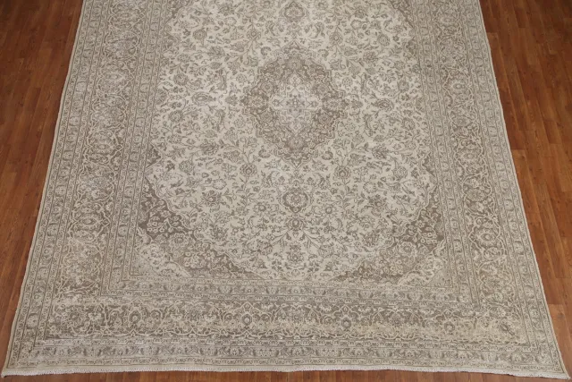 https://image-static-obj.rugsource.com/small/109947_2169777_0d46d27a.jpeg