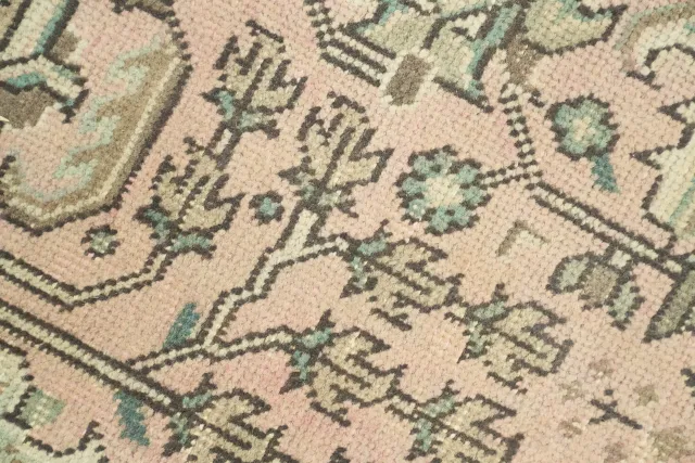 https://image-static-obj.rugsource.com/small/110033_3439698_fe8771f7.jpeg