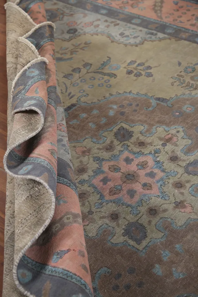 https://image-static-obj.rugsource.com/small/110735_2194247_69a2e1f8.jpeg