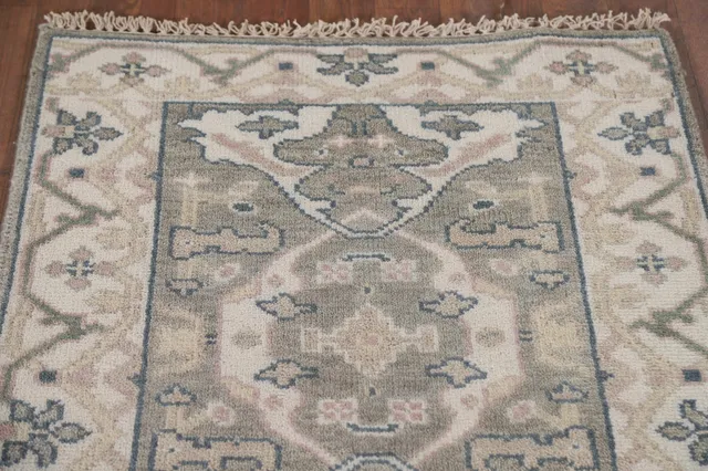 https://image-static-obj.rugsource.com/small/111089_2201046_b017d0b9.jpeg
