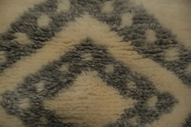 https://image-static-obj.rugsource.com/small/111464_3174296_59b31f00.jpeg