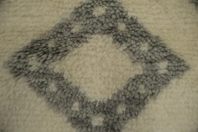 https://image-static-obj.rugsource.com/small/111481_3173362_5e5a43a6.jpeg